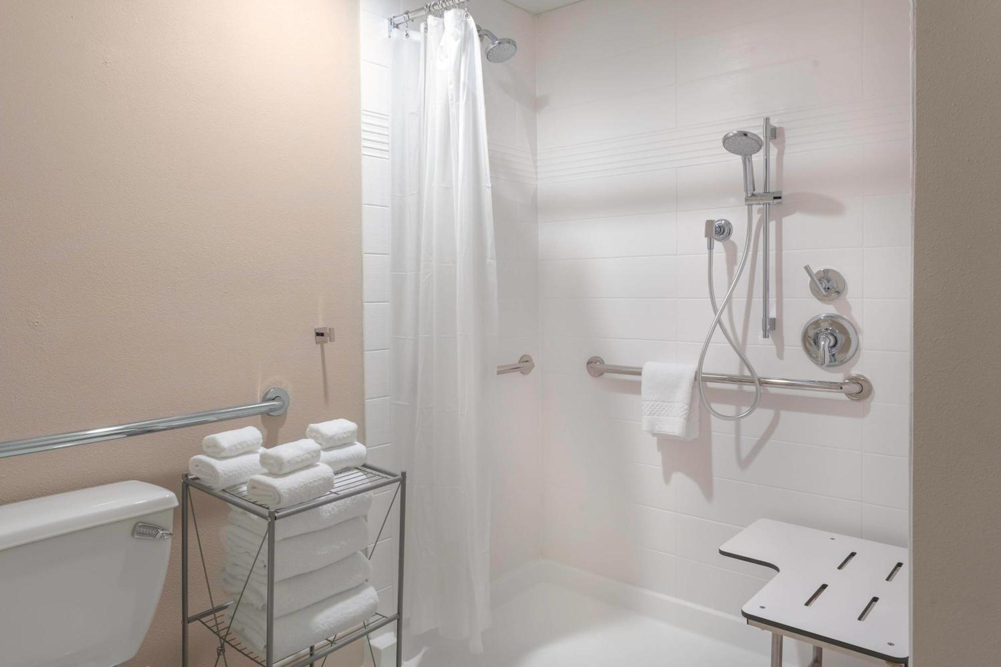 Towneplace Suites By Marriott San Antonio Westover Hills Exterior photo