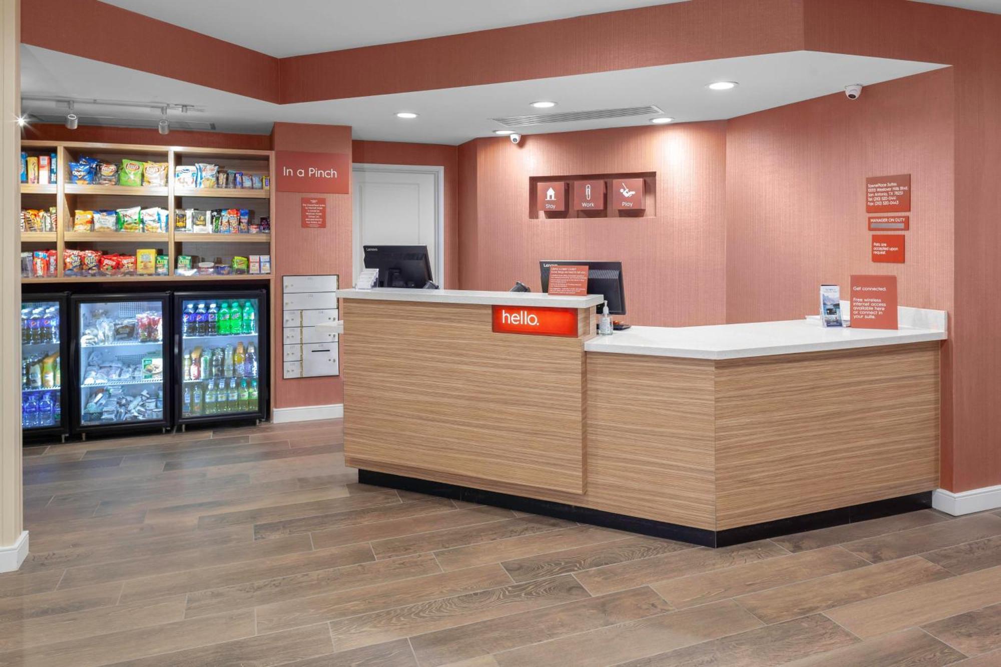 Towneplace Suites By Marriott San Antonio Westover Hills Exterior photo